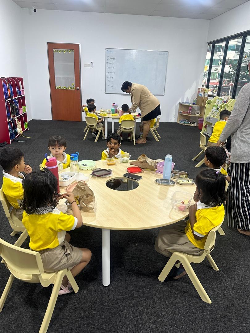 Erudite Little Stars preschool activity